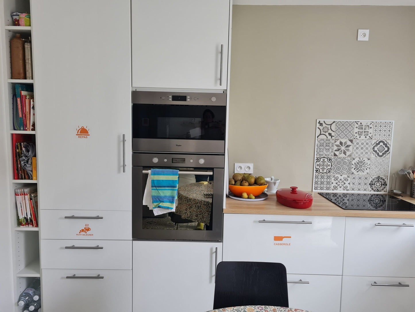 Mise en place des stickers repas, petit-déjeuner et cassseroles